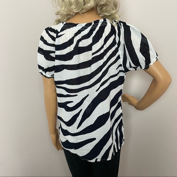 Loft Zebra Print Cotton Blouse Keyhole Tie Neck Size Medium - Picture 4 of 10